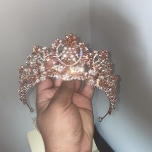 Rose Gold Queen Wedding Crown Inlaid with Rhinestone design